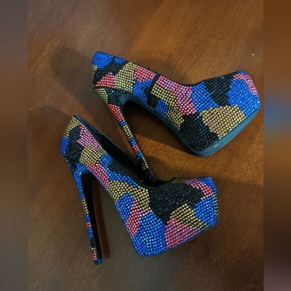 Steve Madden Shoes | Steve Madden Dyvinal Platform Jeweled Pumps 5.5 - Picture 4 of 10